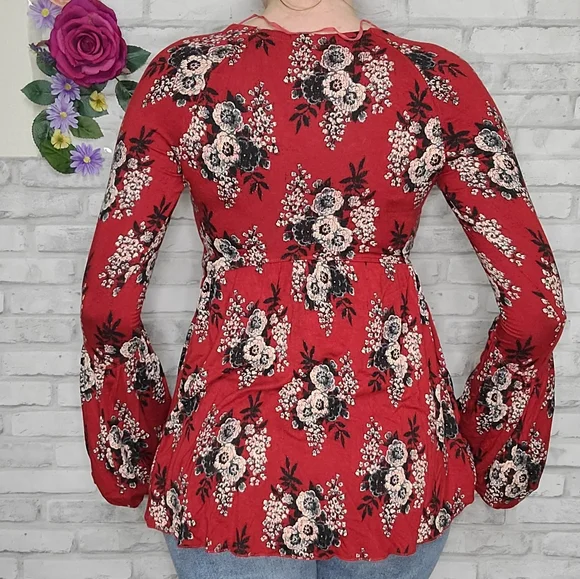 Free People Red Floral Boho Stretchy Speak Easy Tunic Top - Picture 6 of 14